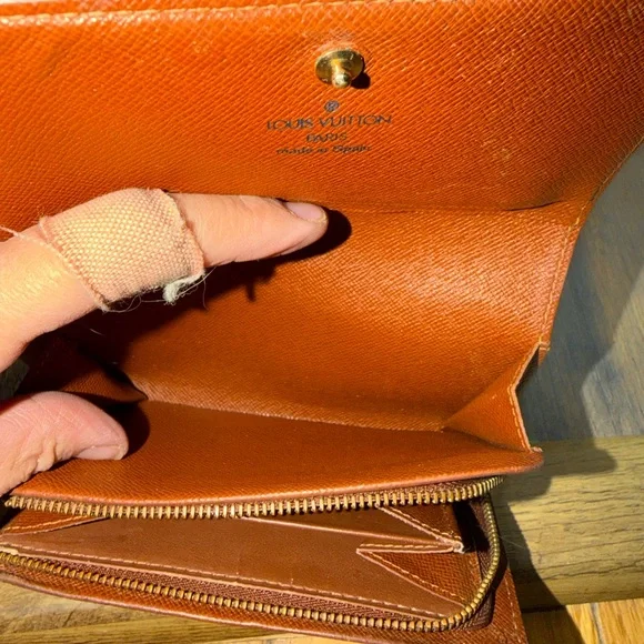 Louis Vuitton Dark Brown Monogram Women’s Wallet - Picture 7 of 9